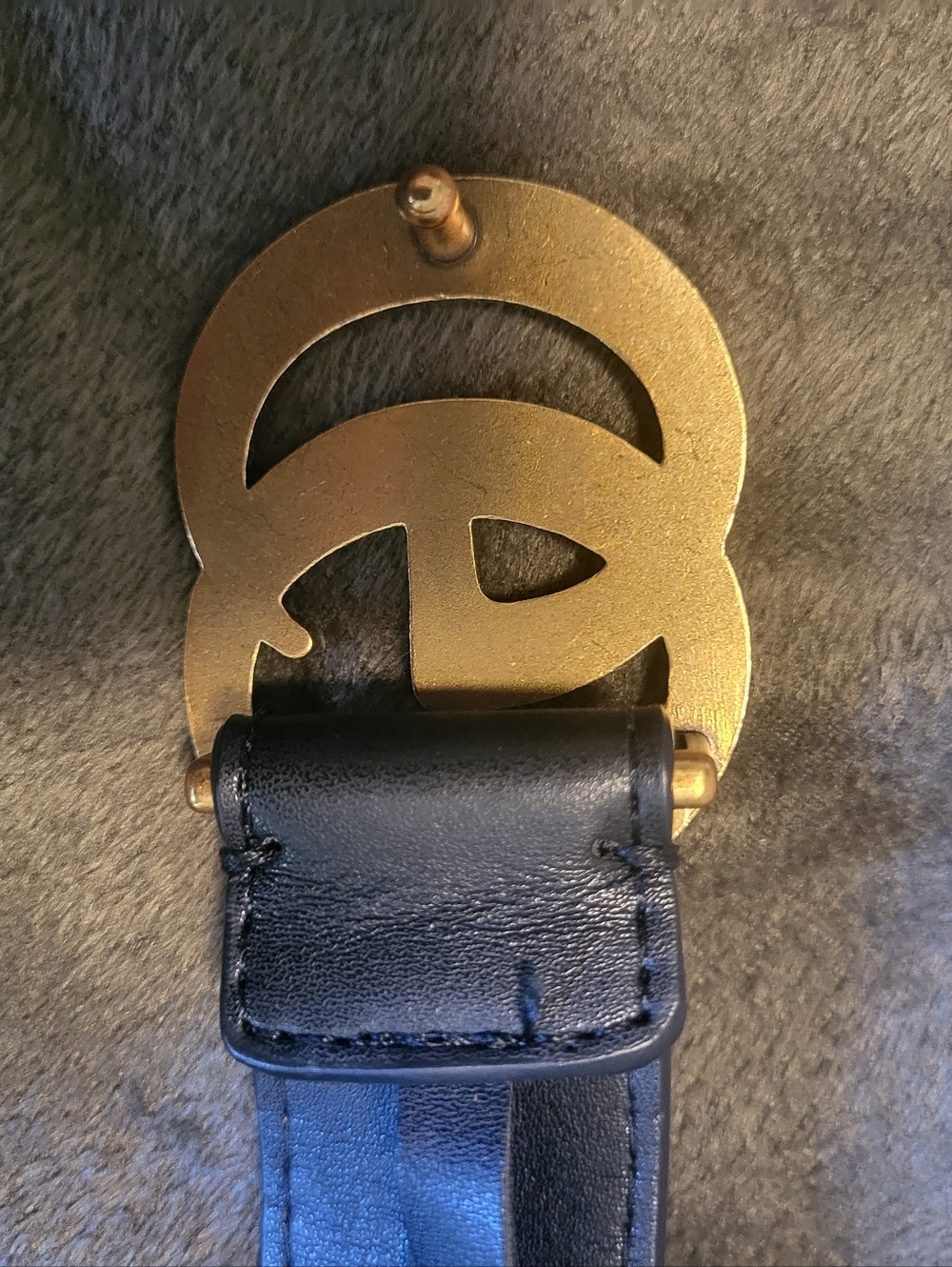 Gucci Black Leather Belt with Gold Double G Buckle - Picture 3 of 7